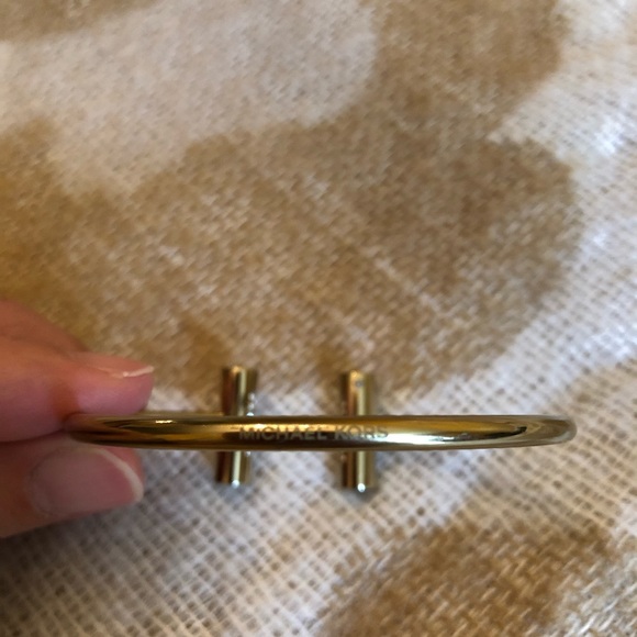 Michael Kors Gold Pave Bar Bracelet - Picture 3 of 3